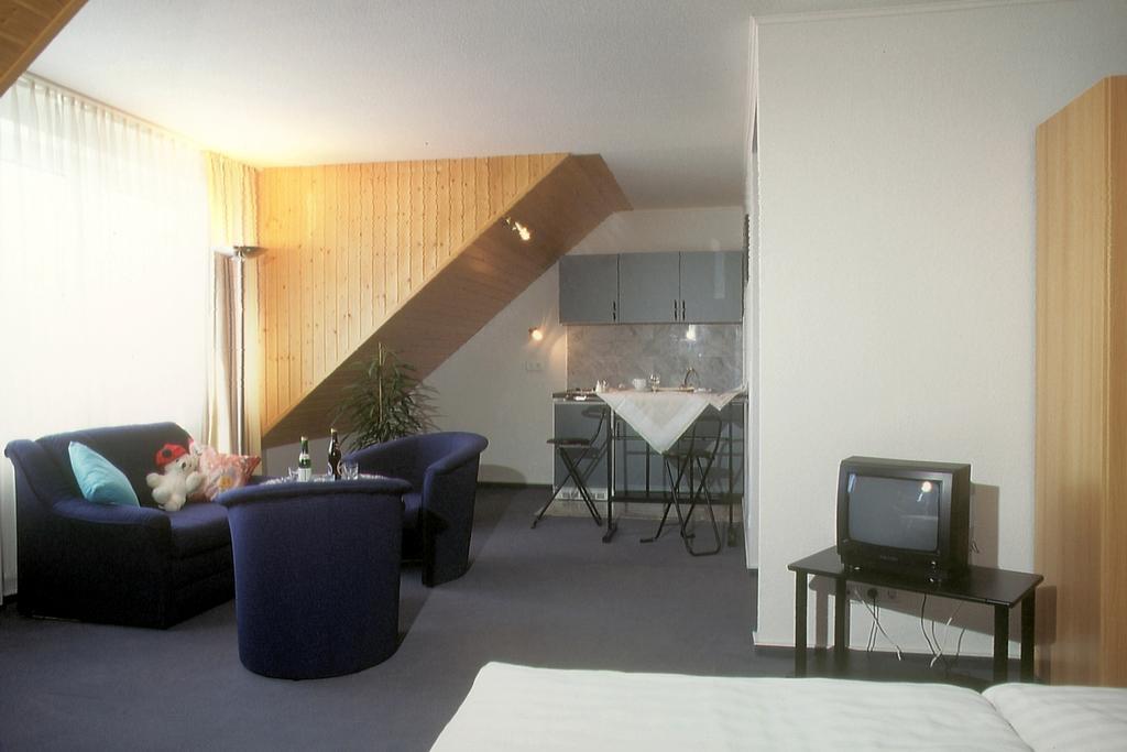 Kempe Komfort Plus Hotel Solingen Room photo